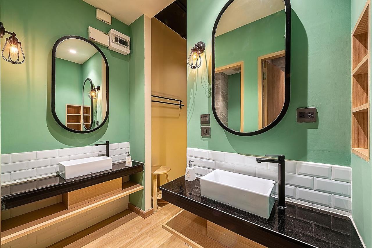Phra Nakhon Poshtel Pansiyon Bangkok Dış mekan fotoğraf